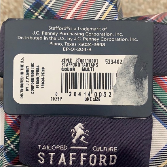 Beautiful tartan necktie - Picture 3 of 3